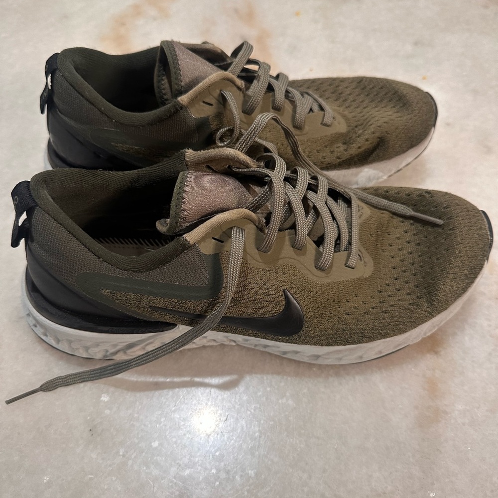 Nike Odyssey React